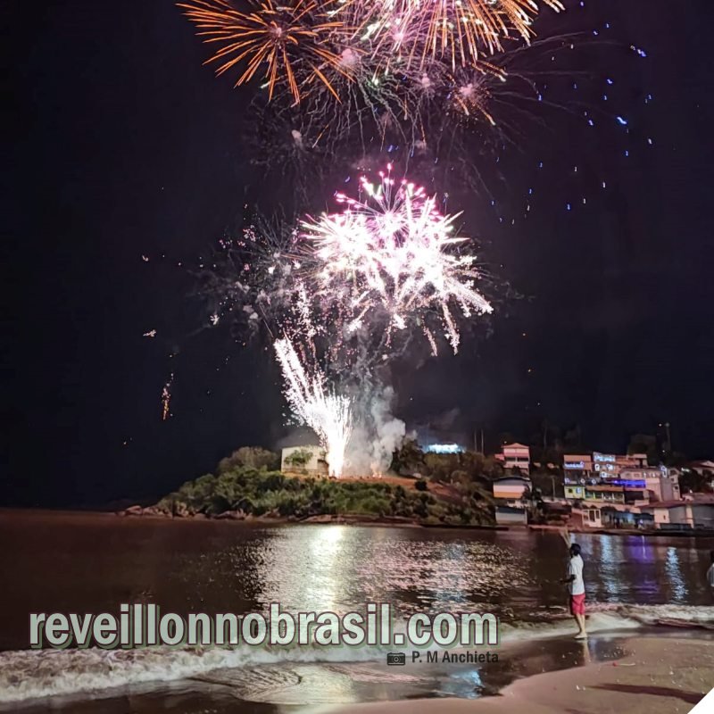 Anchieta Réveillon 2025 no litoral capixaba : shows e queima de fogos nos balneários Iriri, Castelhanos, Ubu e Praia Central